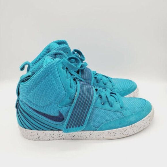 nike sky blue sports shoes